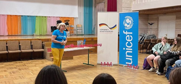 Тренінг для дівчат-підлітків за підтримки UNICEF Ukraine