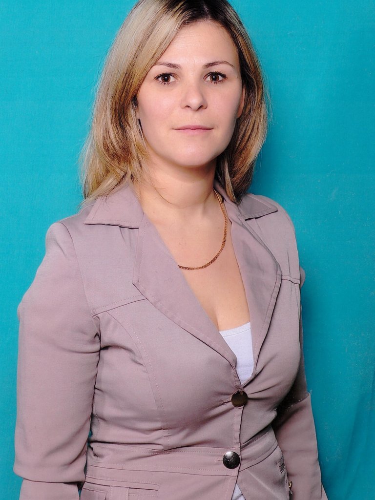 Давиденко Олена Вікторівна